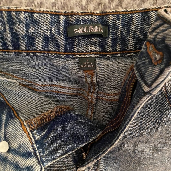 SKIRT - Picture 3 of 3